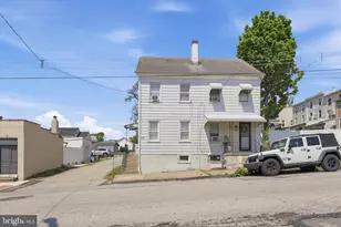 712 Wells St, Conshohocken, PA 19428 - Photo 2