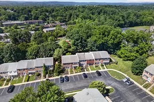1098 Bayless Pl, Norristown, PA 19403 - Photo 4
