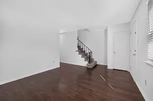 1098 Bayless Pl, Norristown, PA 19403 - Photo 6
