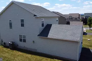 2114 Larkspur Ct, Pennsburg, PA 18073 - Photo 6