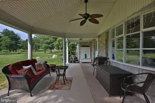 2850 Thompson Rd, Harleysville, PA 19438 - Photo 2
