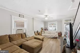 171 N York St, Pottstown, PA 19464 - Photo 1