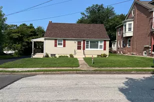 220 Glasgow St, Pottstown, PA 19464 - Photo 2