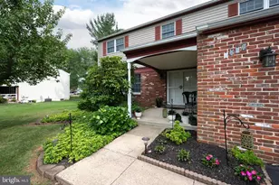 1967 Lafayette Rd, Lansdale, PA 19446 - Photo 2