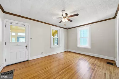 16 W Spring Avenue, Ardmore, PA 19003 - Photo 6