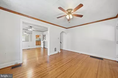 16 W Spring Avenue, Ardmore, PA 19003 - Photo 8