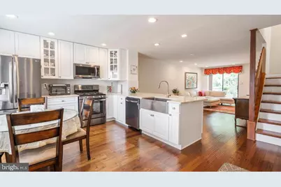 2074 Yorktown S, West Norriton, PA 19403 - Photo 8