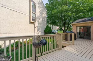 2074 Yorktown S, West Norriton, PA 19403 - Photo 18