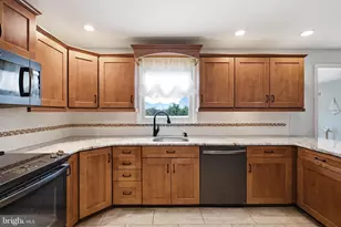 1595 Old Skippack Rd, Harleysville, PA 19438 - Photo 20