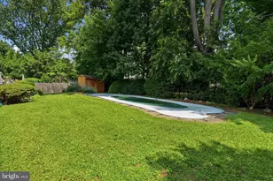 627 Meadow Rd, Huntingdon Valley, PA 19006 - Photo 4