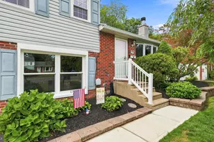 1126 Pinegrove Ave, Lansdale, PA 19446 - Photo 2