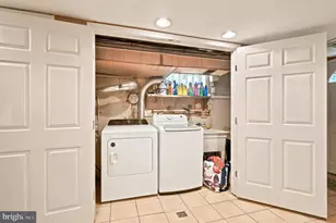 1734 Calamia Dr, Norristown, PA 19401 - Photo 16