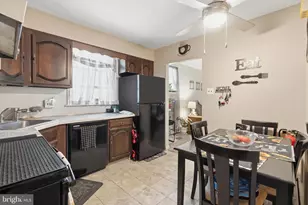 409 W Logan St, Norristown, PA 19401 - Photo 30