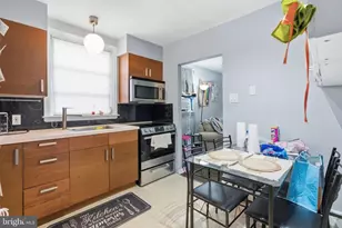 409 W Logan St, Norristown, PA 19401 - Photo 24