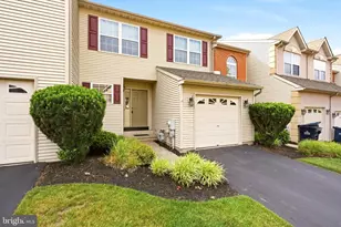 362 Hamilton Dr, Harleysville, PA 19438 - Photo 1