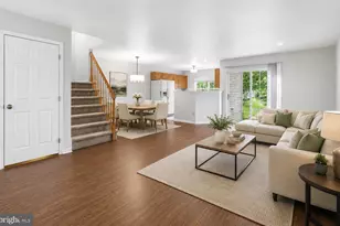 362 Hamilton Dr, Harleysville, PA 19438 - Photo 2