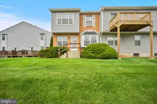 307 Wendover Dr, Norristown, PA 19403 - Photo 1