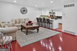 908 New Hope St, Norristown, PA 19401 - Photo 4