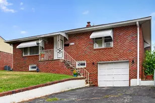 908 New Hope St, Norristown, PA 19401 - Photo 1