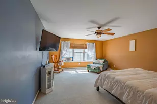 1032 Fallbrook Ln, Pottstown, PA 19464 - Photo 18