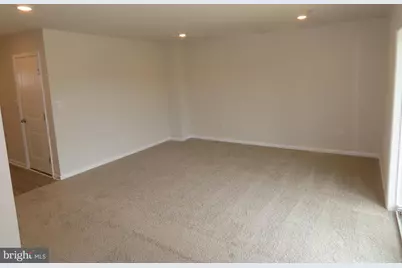 3080 Martha Way, Pennsburg, PA 18073 - Photo 4