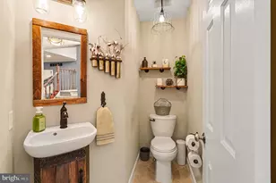 16 Village Dr, Schwenksville, PA 19473 - Photo 12