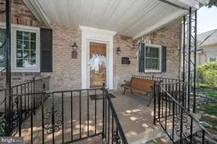 201 Abbeyview Ave, Willow Grove, PA 19090 - Photo 2