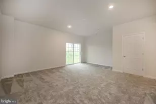 412 Ridgewood Dr, Royersford, PA 19468 - Photo 8