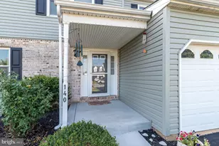 140 Elio Cir, Royersford, PA 19468 - Photo 2