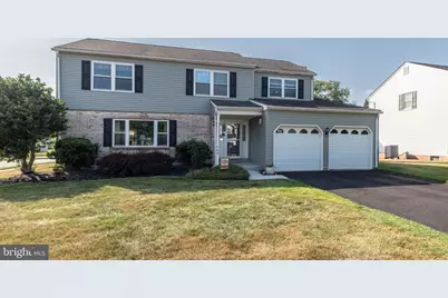 140 Elio Circle, Royersford, PA 19468 - Photo 2