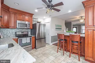 742 W 3rd St, Lansdale, PA 19446 - Photo 6