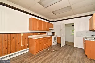 346 W Walnut St, Pottstown, PA 19464 - Photo 10