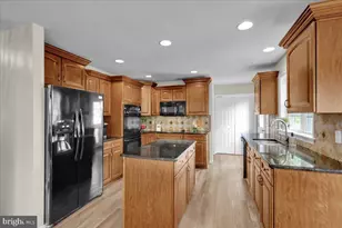165 Sycamore Blvd, Pottstown, PA 19464 - Photo 14