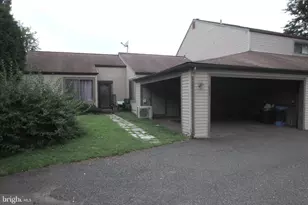347 Bridge St, Collegeville, PA 19426 - Photo 2