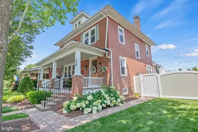 405 W Mt Vernon Street, Lansdale, PA 19446 - Photo 2