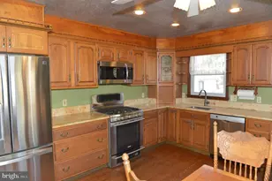 429 Perkiomen Ave, Lansdale, PA 19446 - Photo 34