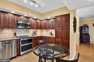 21336 Valley Forge Cir, King of Prussia, PA 19406 - Photo 22