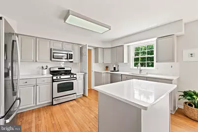 3002 Stuart Way, Lansdale, PA 19446 - Photo 6
