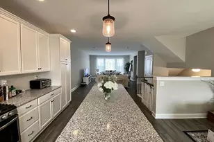 154 Woodwinds Dr, Collegeville, PA 19426 - Photo 2