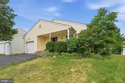 1036 Jodie Court, Pennsburg, PA 18073 - Photo 2
