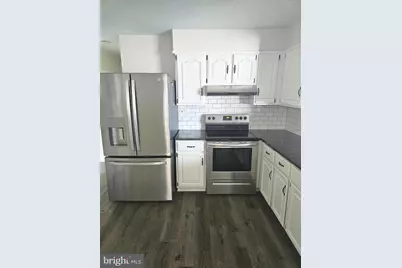 352 W Walnut Street, Pottstown, PA 19464 - Photo 6