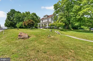 1715 Skippack Pike, Blue Bell, PA 19422 - Photo 2