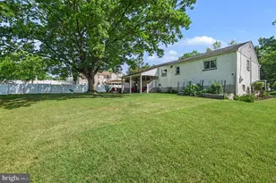 613 Lisa Rd, Norristown, PA 19401 - Photo 34