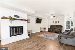 1802 Walnut Ridge Estate, Pottstown, PA 19464 - Photo 4