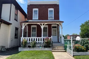 612 W Lafayette St, Norristown, PA 19401 - Photo 1
