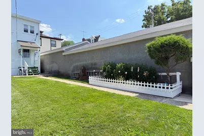 612 W Lafayette Street, Norristown, PA 19401 - Photo 44