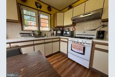 612 W Lafayette Street, Norristown, PA 19401 - Photo 16
