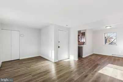329 Buttonwood Street #D, Norristown, PA 19401 - Photo 4