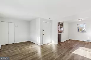 329 Buttonwood St, Norristown, PA 19401 - Photo 4