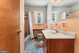 42 Park Ave, Lansdale, PA 19446 - Photo 18
